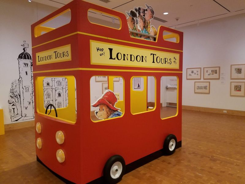 Thirty Thousand Objects And Three Hundred Artists