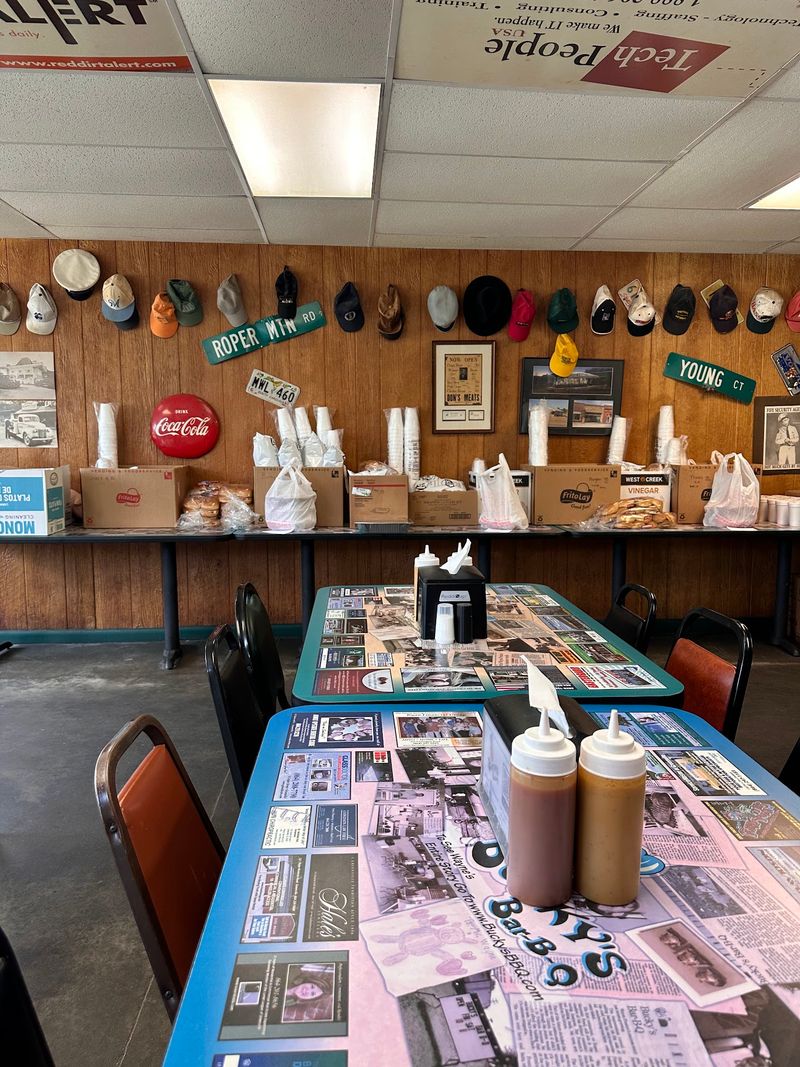 Bucky's Bar-B-Q