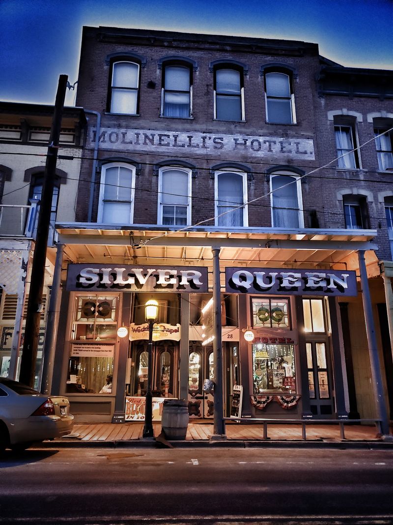 Silver Queen Hotel, Virginia City