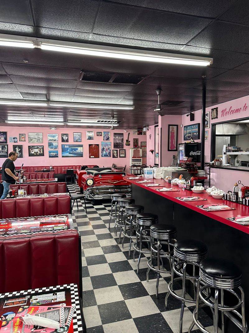 Omelet House 50's Diner, Retro Vibes And Giant Omelets On The East Side Of Vegas
