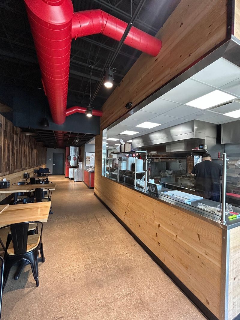 A Bright And Comfortable Place To Eat