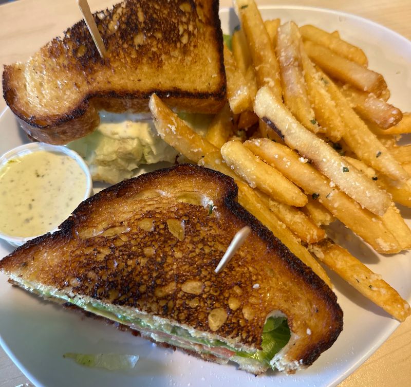 What Makes The Patty Melt So Unforgettable
