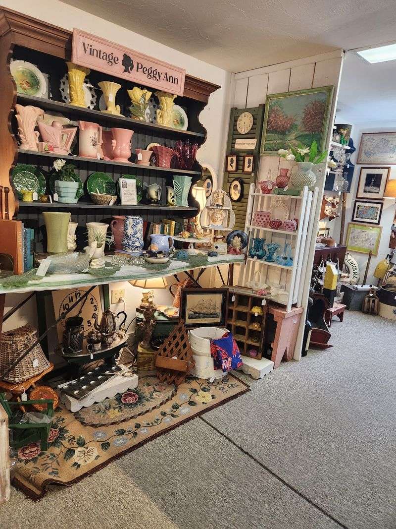 Sandwich Antiques Center Gallery