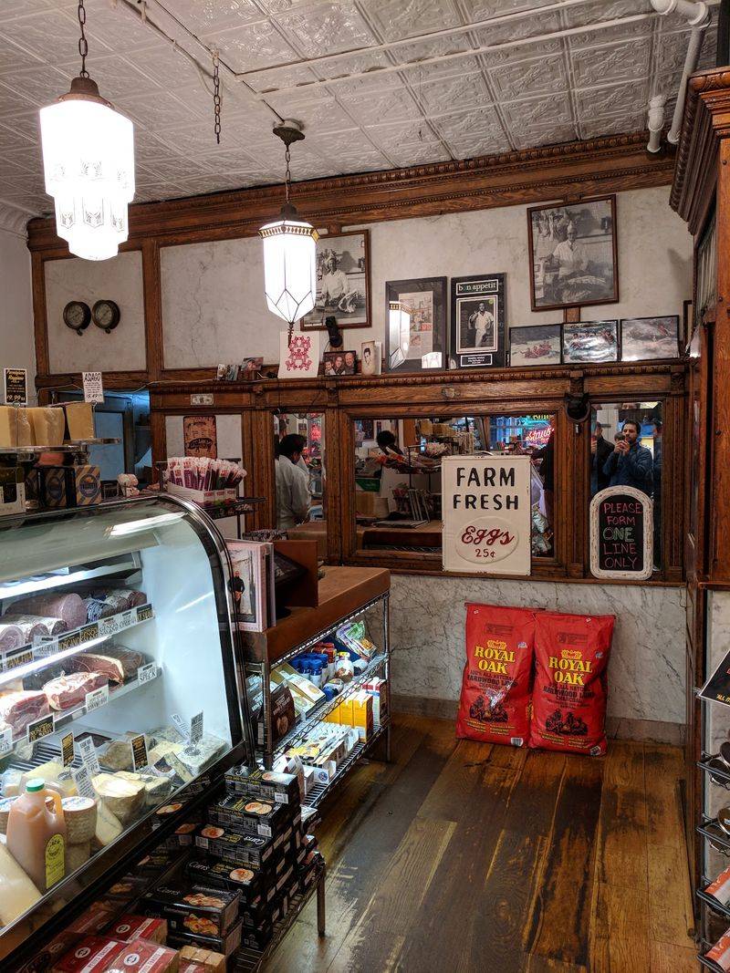 Staubitz Market
