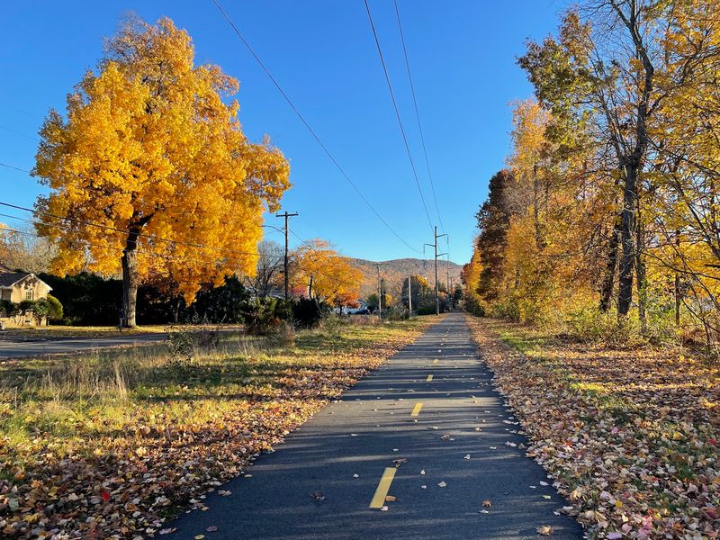Manhan Rail Trail