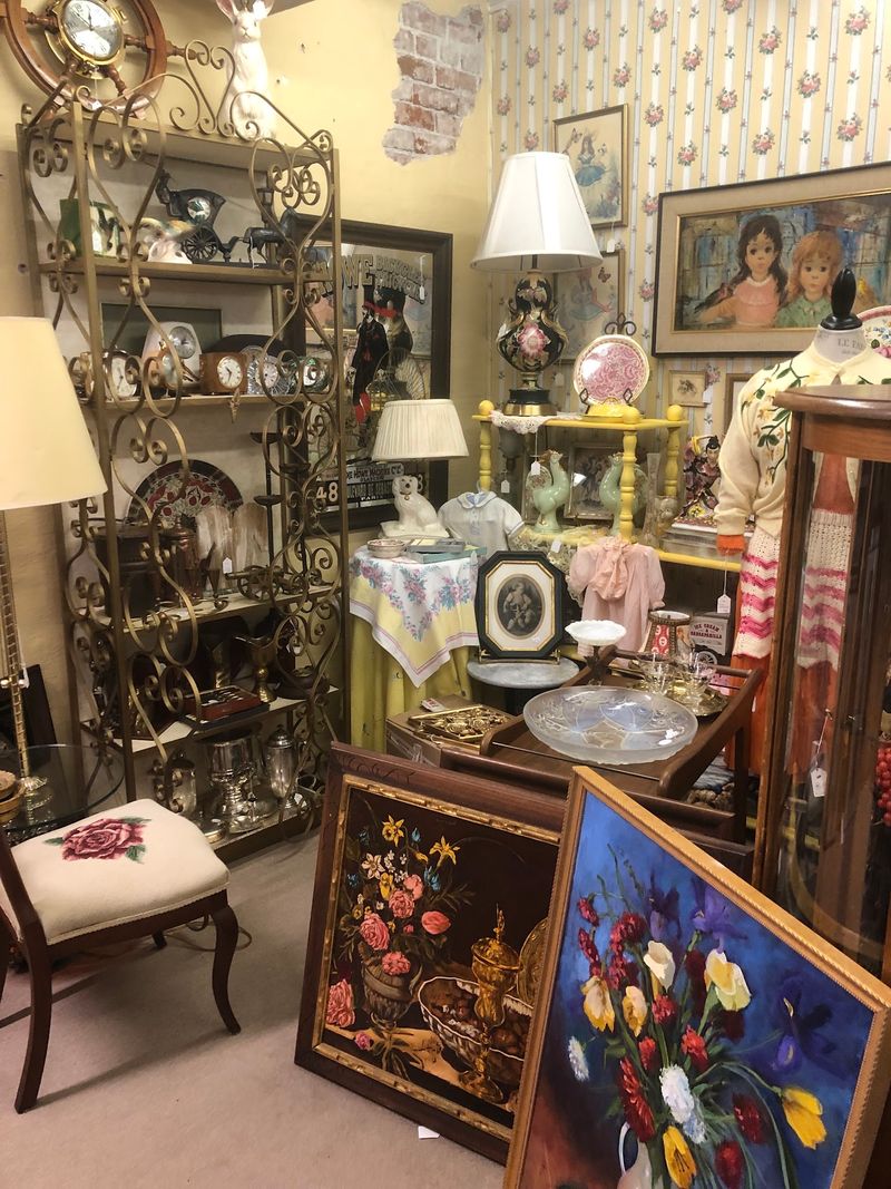 Cheshire Antiques, Gardnerville
