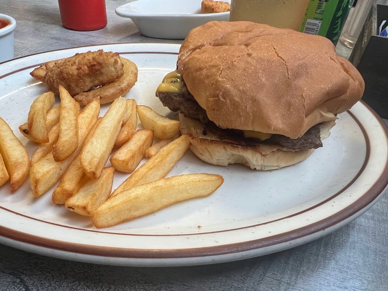 Sandwiches And Burgers That Hold Their Own