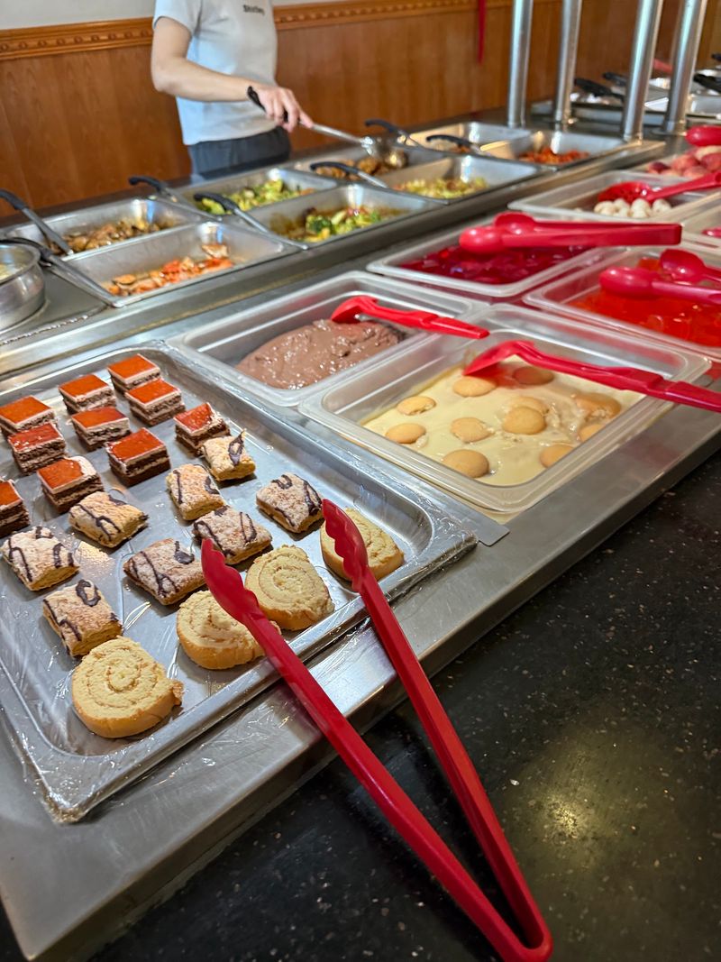 Arrive Early For The Freshest Trays