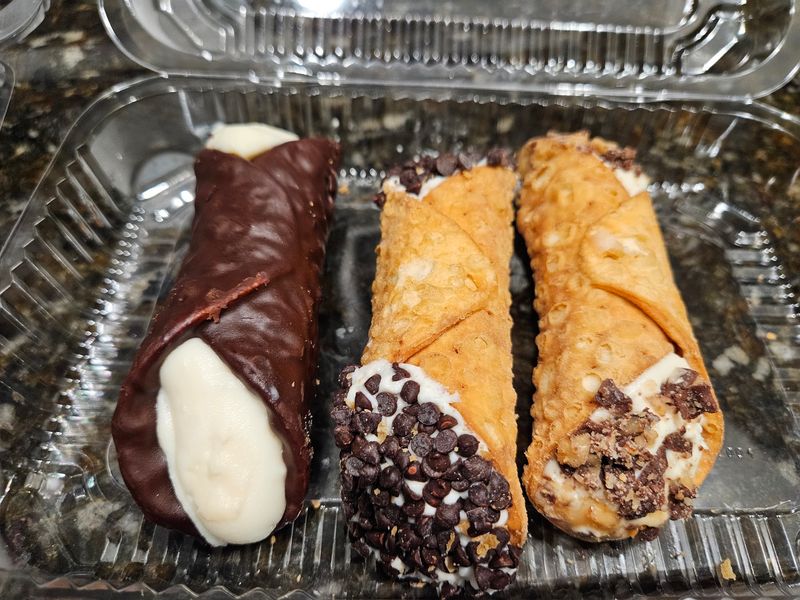 Cannoli Filled Right When You Order