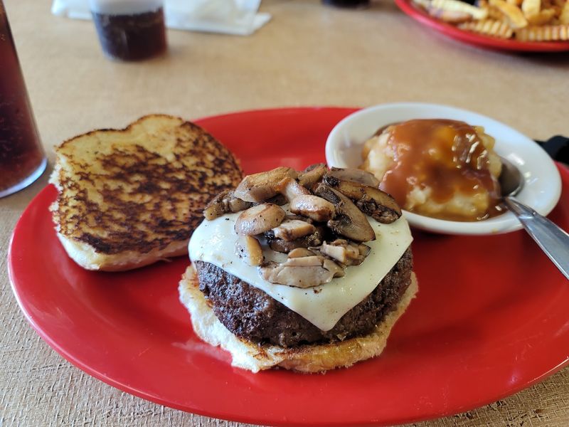 Lunch Plates, Burgers, And Meat And Three Comfort