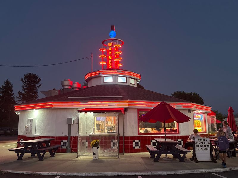 Wayne's Drive-In Serves Nostalgia With Every Burger