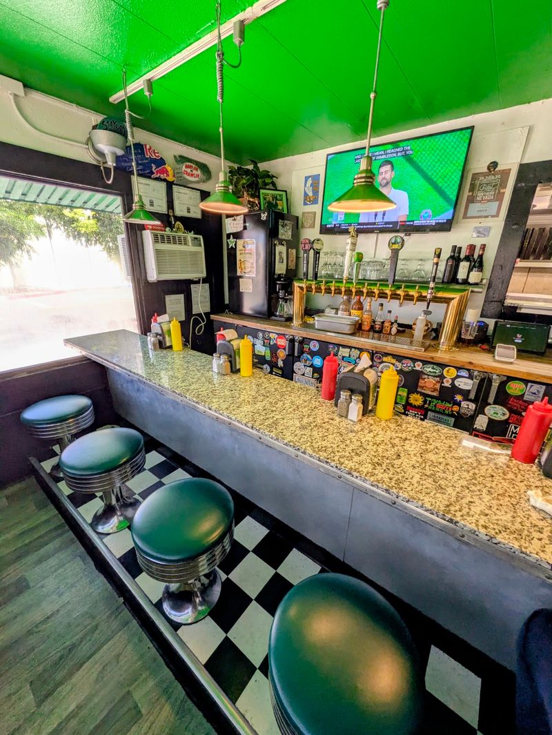 Counter Seating That Keeps Things Cozy