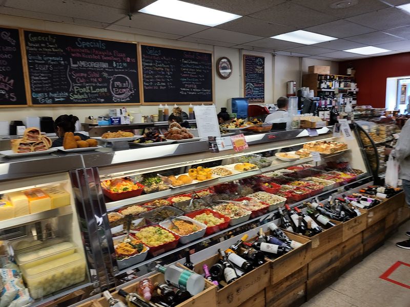 Meatballs, Cheesesteaks And Chicken Cutlets At The Counter