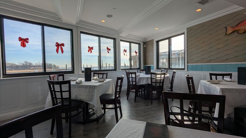Peter's Clam Bar