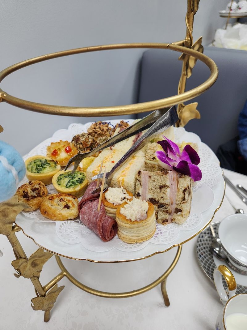Etiquette Observed During Tea Time