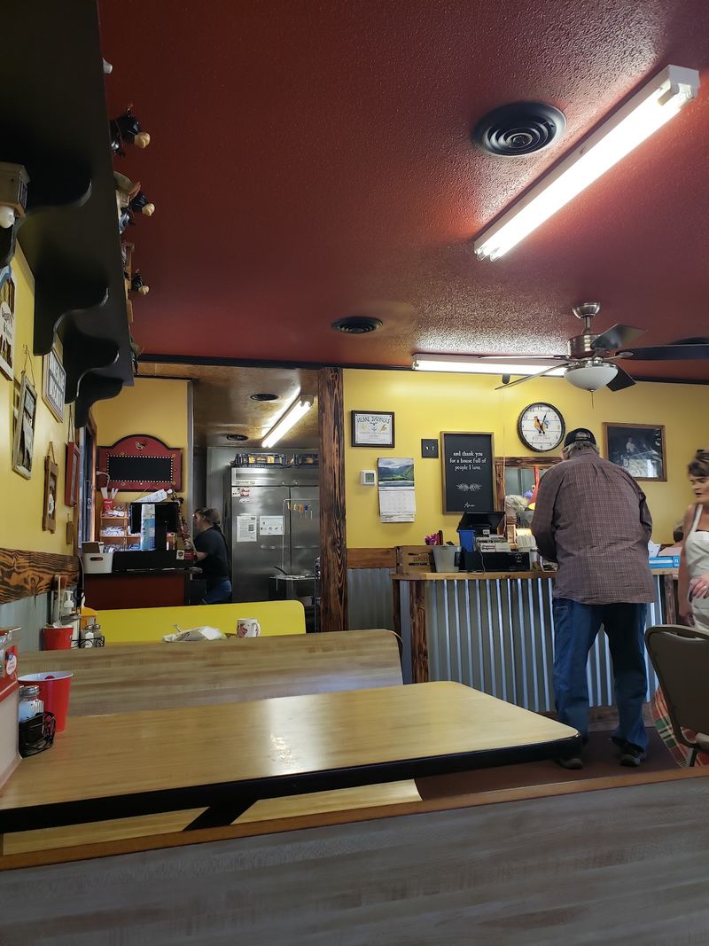 Southern Hospitality That Feels Completely Unrehearsed
