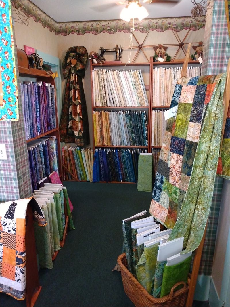 Bayberry Quilt & Gift Shoppe, Chicopee