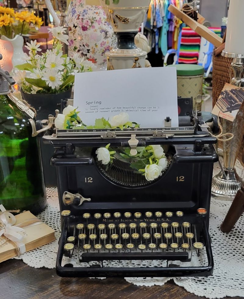 Charleston Antique Mall, Las Vegas