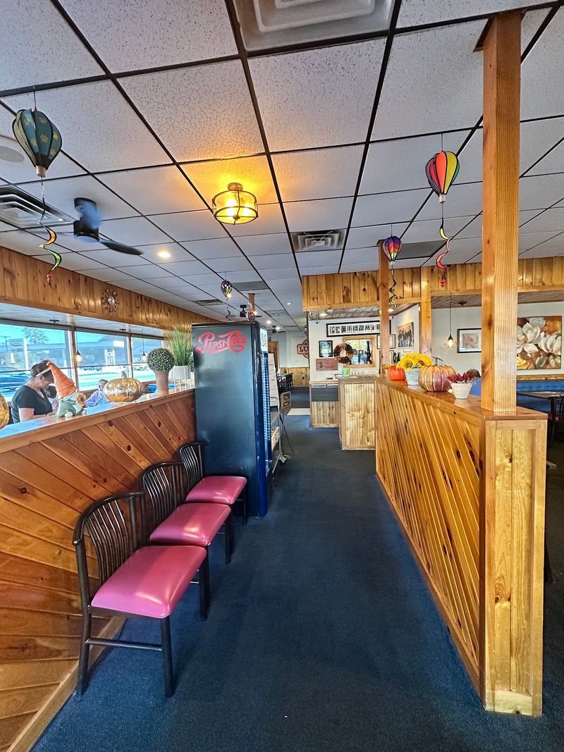 The Peppermill - South Glens Falls, NY