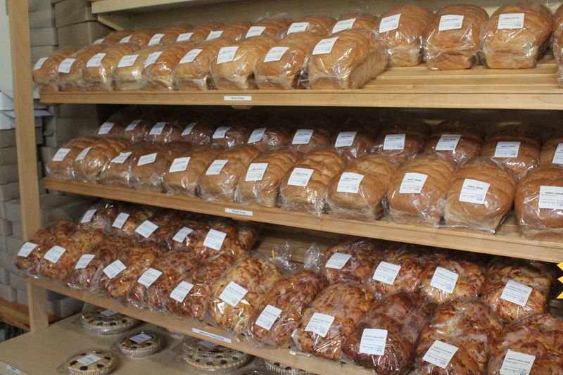 Fresh Baked Bread That Draws Morning Crowds