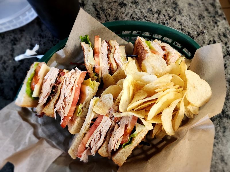 Lunch That Keeps The Adventure Going
