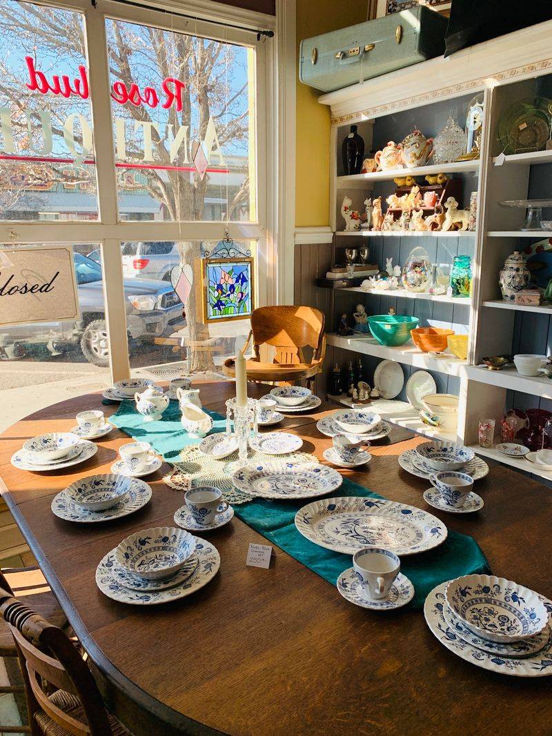 Rosebud Antiques