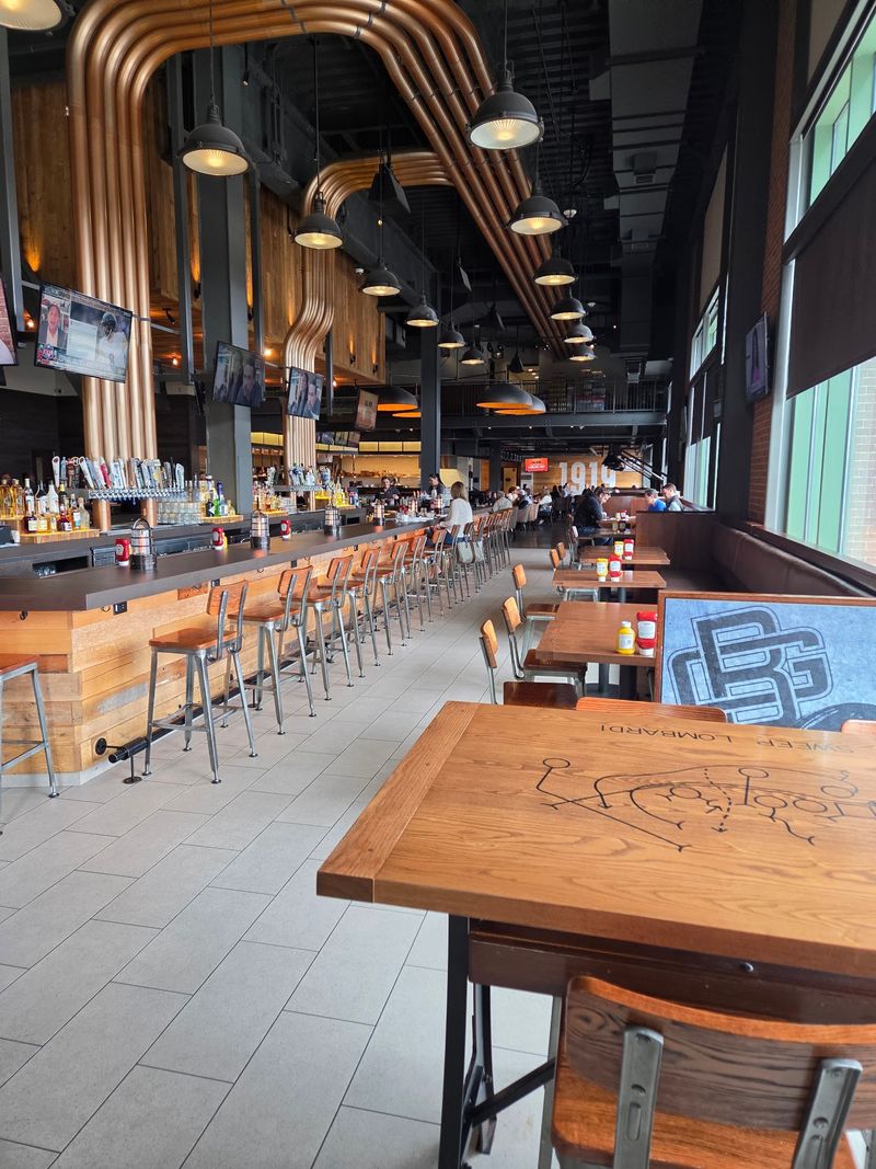 Why This Spot Makes A Great Green Bay Stop