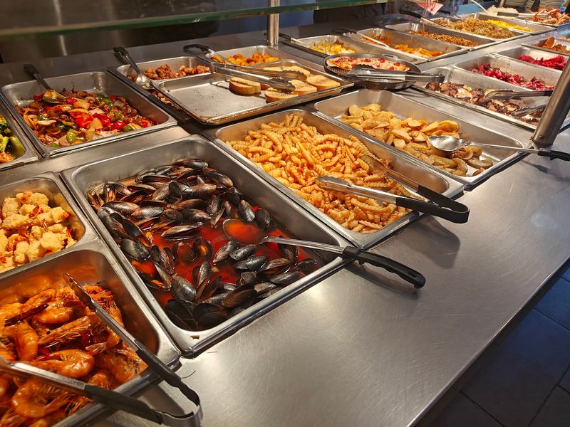 Merryland Buffet