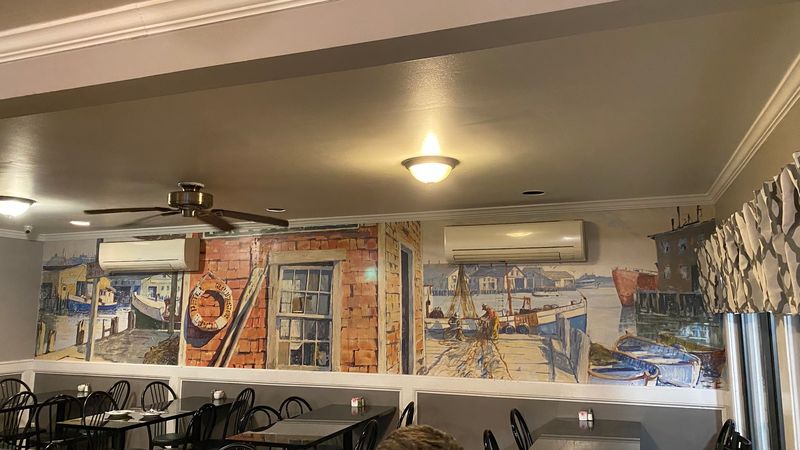 A Snug, Marine-Themed Dining Room With Real Energy