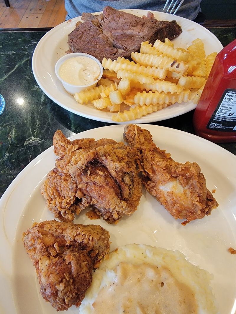 BBQ Ribs And Bold Flavors