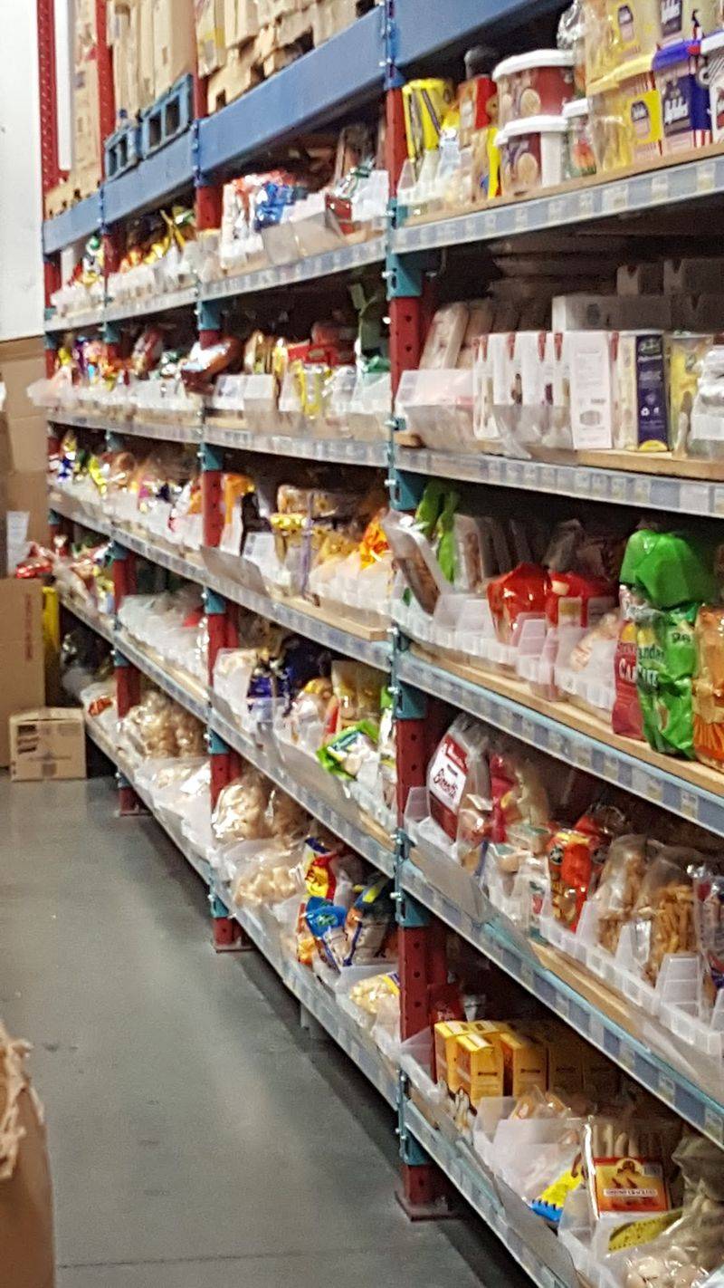 Spice Shelves That Reward Slow Browsing