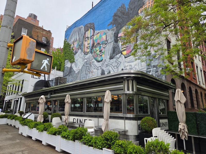 Empire Diner