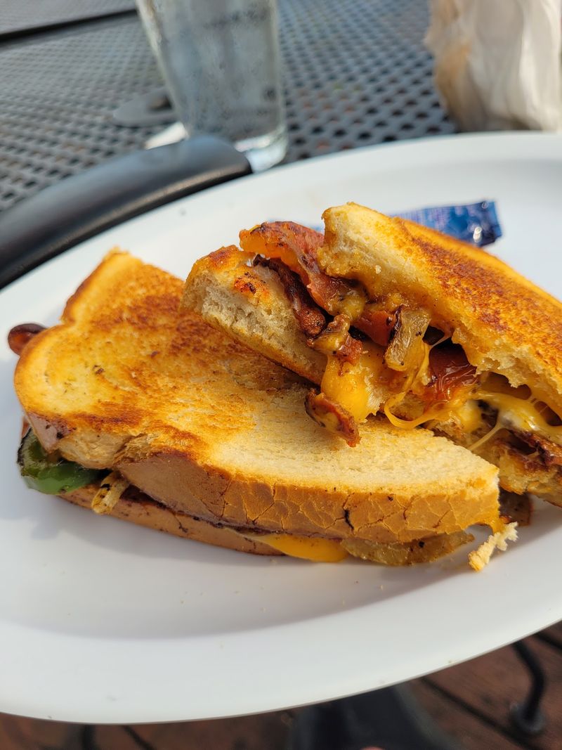 Barbecue Sneaks Onto Pizza And Sandwiches