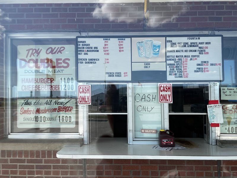Nite Owl Drive-In Has Been Scooping Since 1948