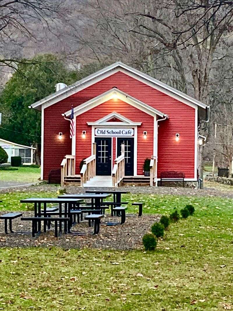 Old School Cafe Earns Its Name Every Morning