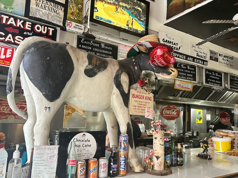 That Giant Burger Statue