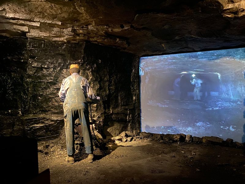 Robot Miners Tell Stories