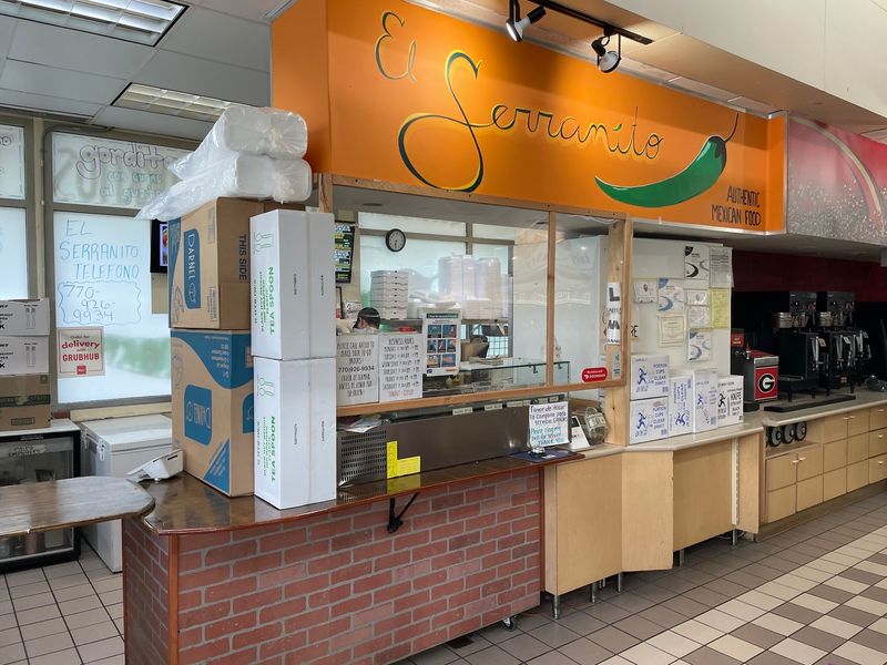 El Serranito Taqueria