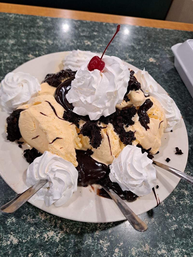 Desserts Sized For The Whole Table