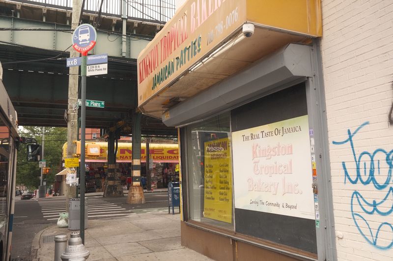Mega National Liquidators - Wakefield, The Bronx