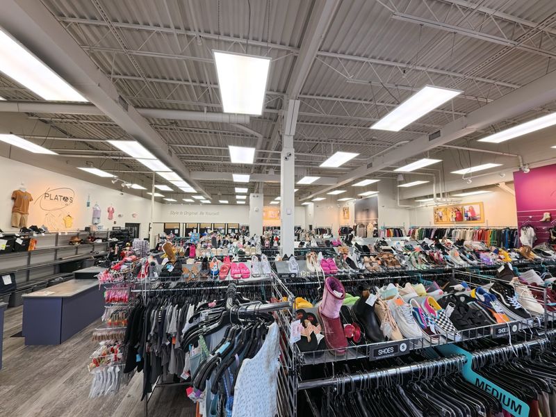 Plato's Closet West Springfield