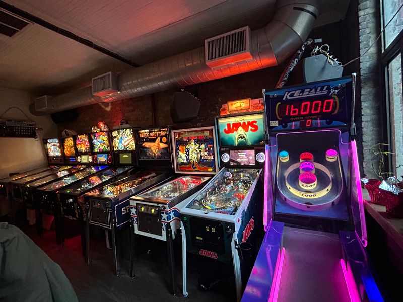 Sunshine Laundromat & Pinball - Greenpoint, Brooklyn