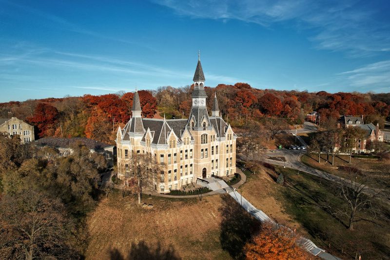 Explore Park University’s Scenic Hilltop Campus