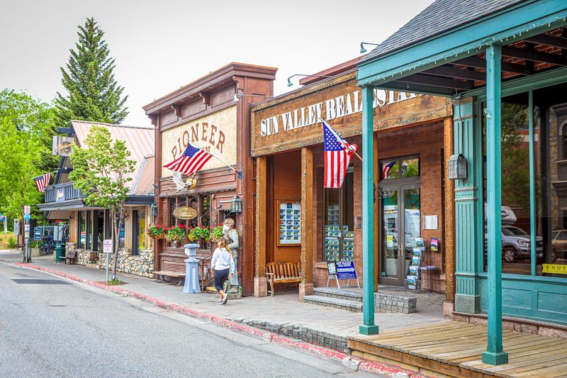 How To Plan The Perfect Evening On Main Street