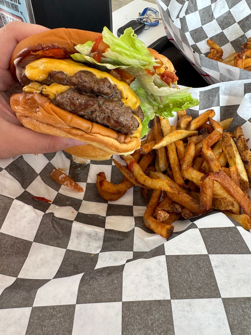The Cheeseburger That Started All The Buzz
