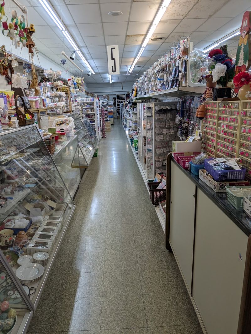 Aisles That Reward Slow, Careful Looking