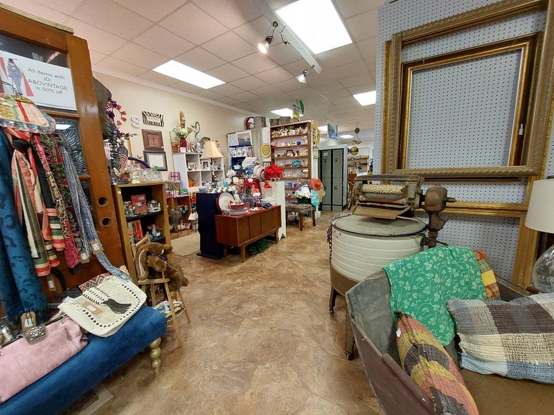 History And Origin Of Antique Collecting