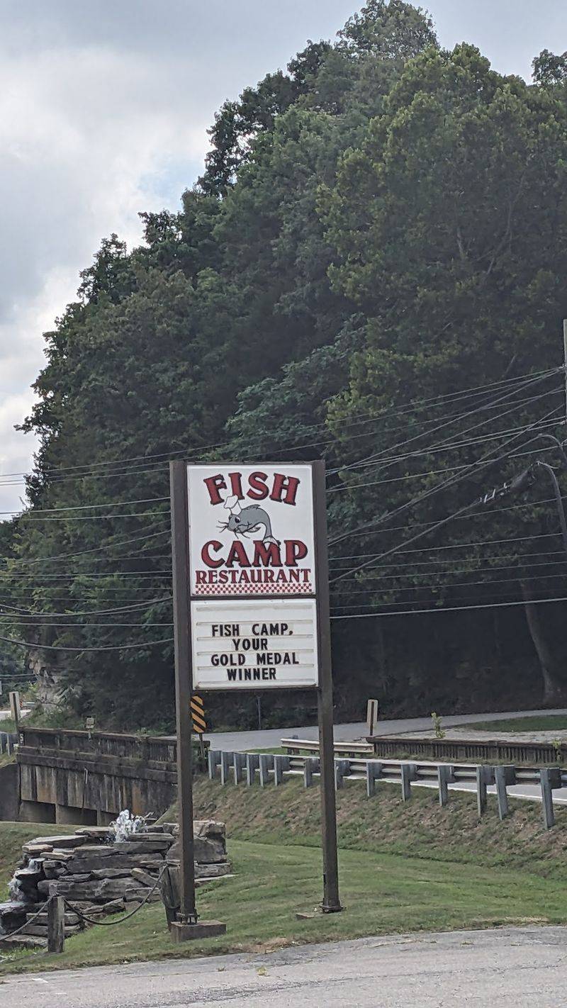 Service With Small-Town Manners
