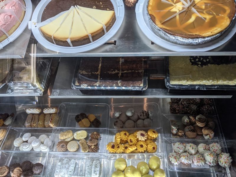 Cannoli And The Dessert Case You Cannot Ignore