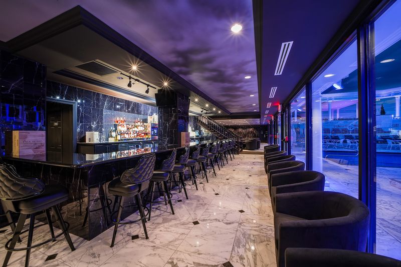 Nine Restaurants, Zero Boredom